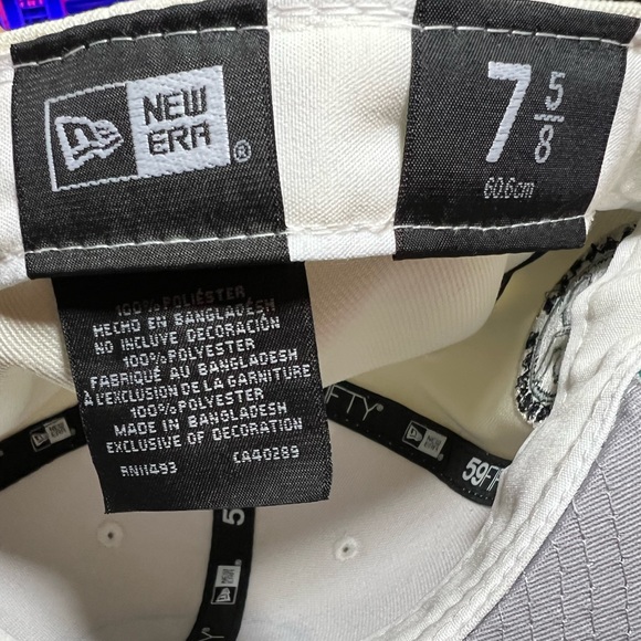 Exclusive New Era 59Fifty White Dome Seattle Mariners 35th Anniversary Patch Hat - Picture 5 of 7